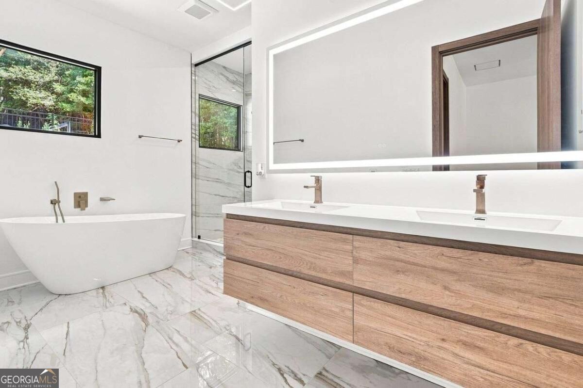 4250 Carmain Drive Ne Property Photo 27