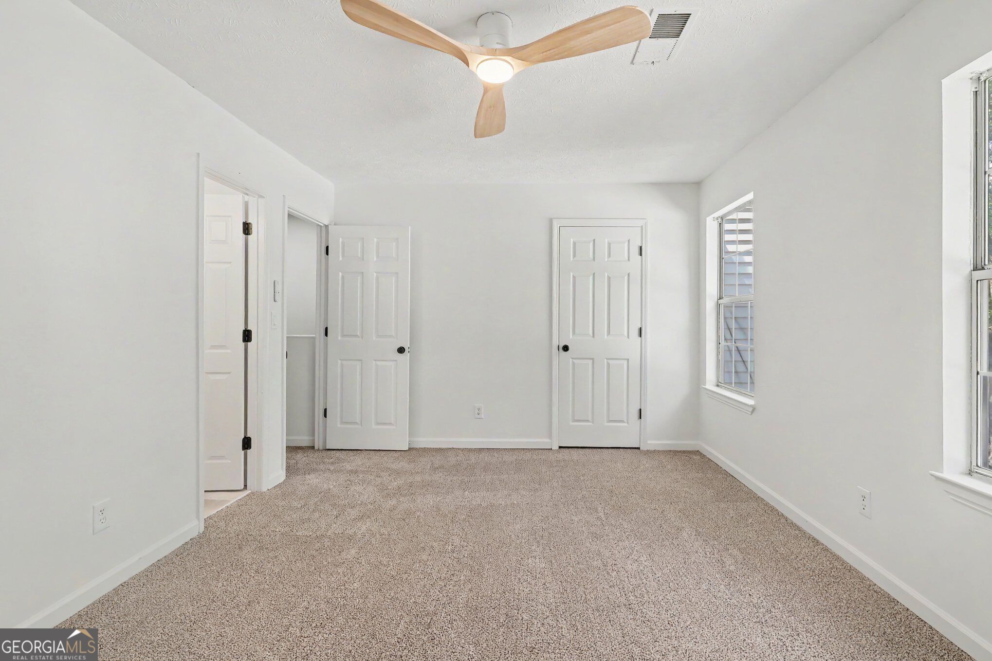 1090 Huntington Trace Se Property Photo 15