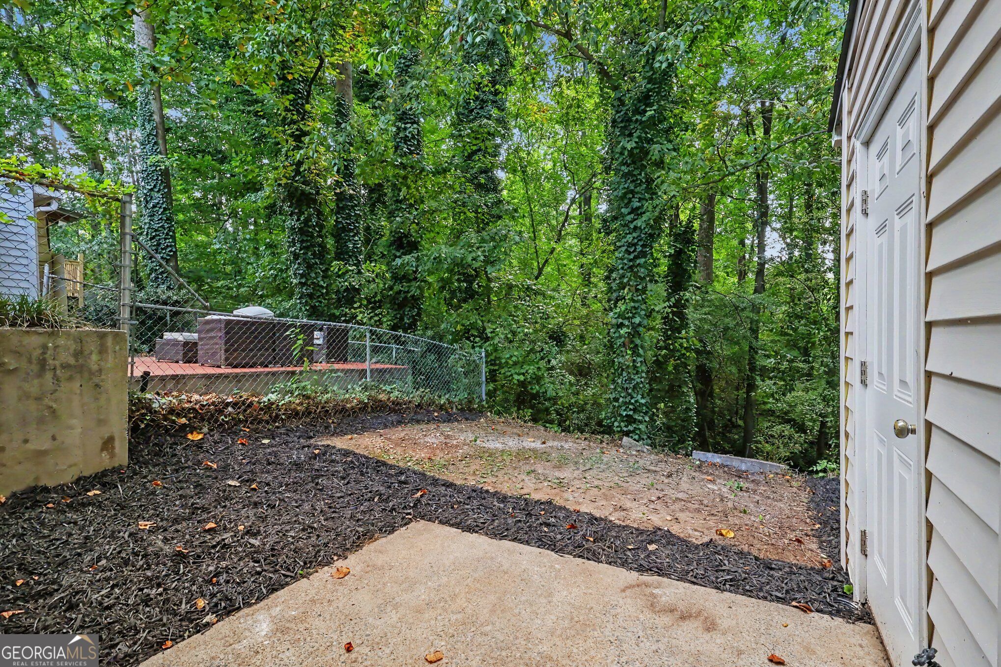 1090 Huntington Trace Se Property Photo 17