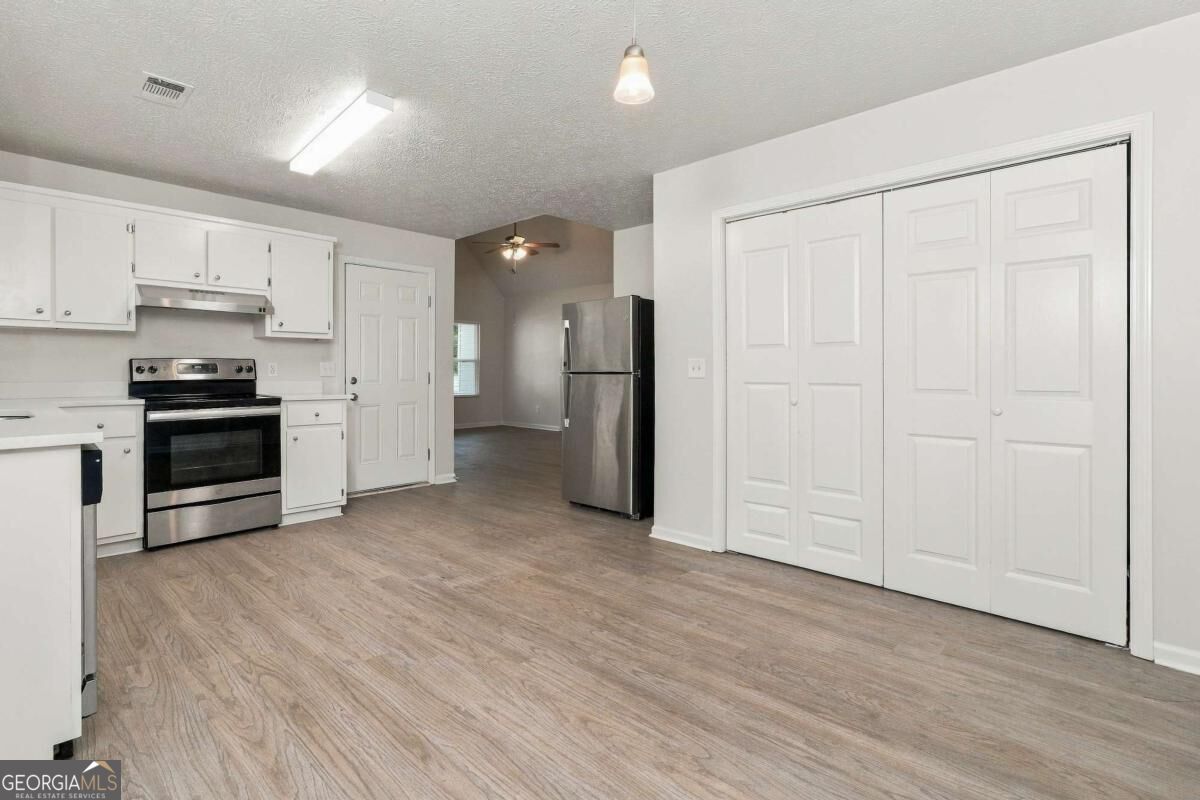 123 Whispering Pine Lane Ne Property Photo 8