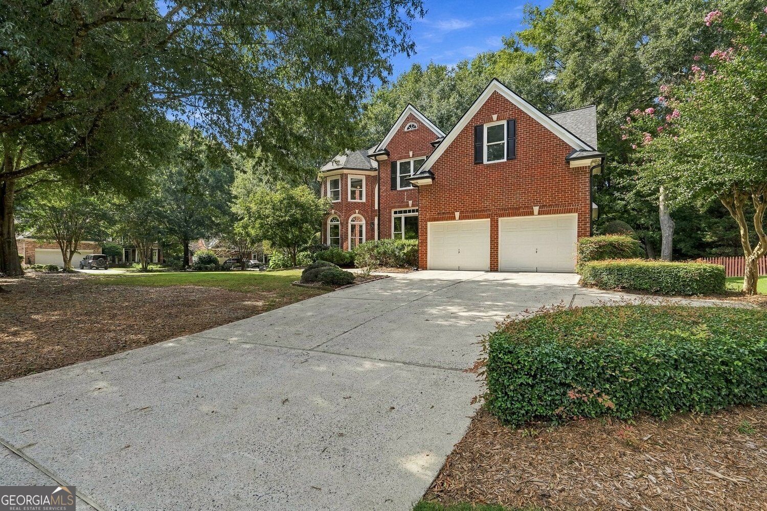 238 Rivergate Drive Property Photo 3