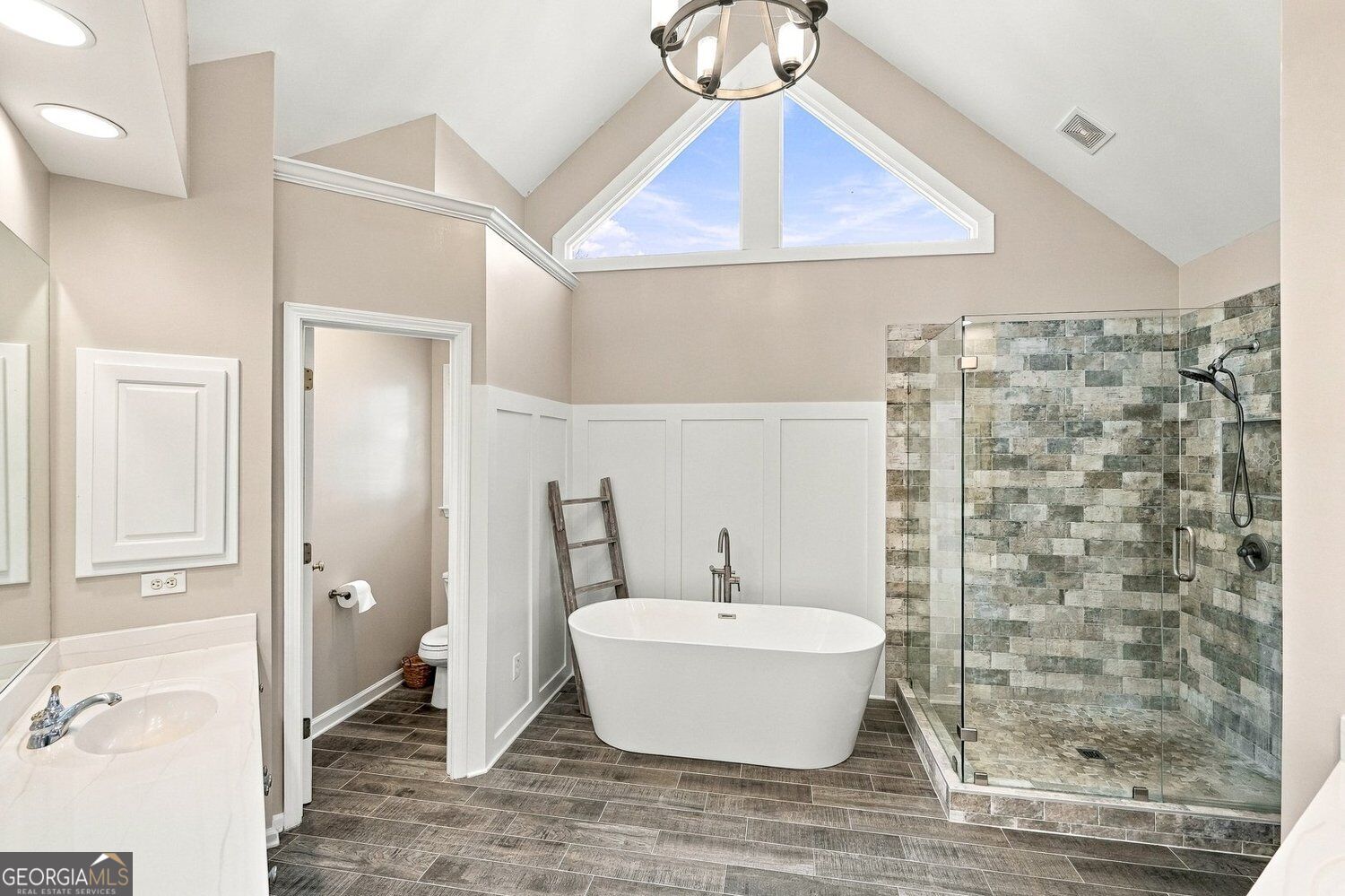 238 Rivergate Drive Property Photo 36
