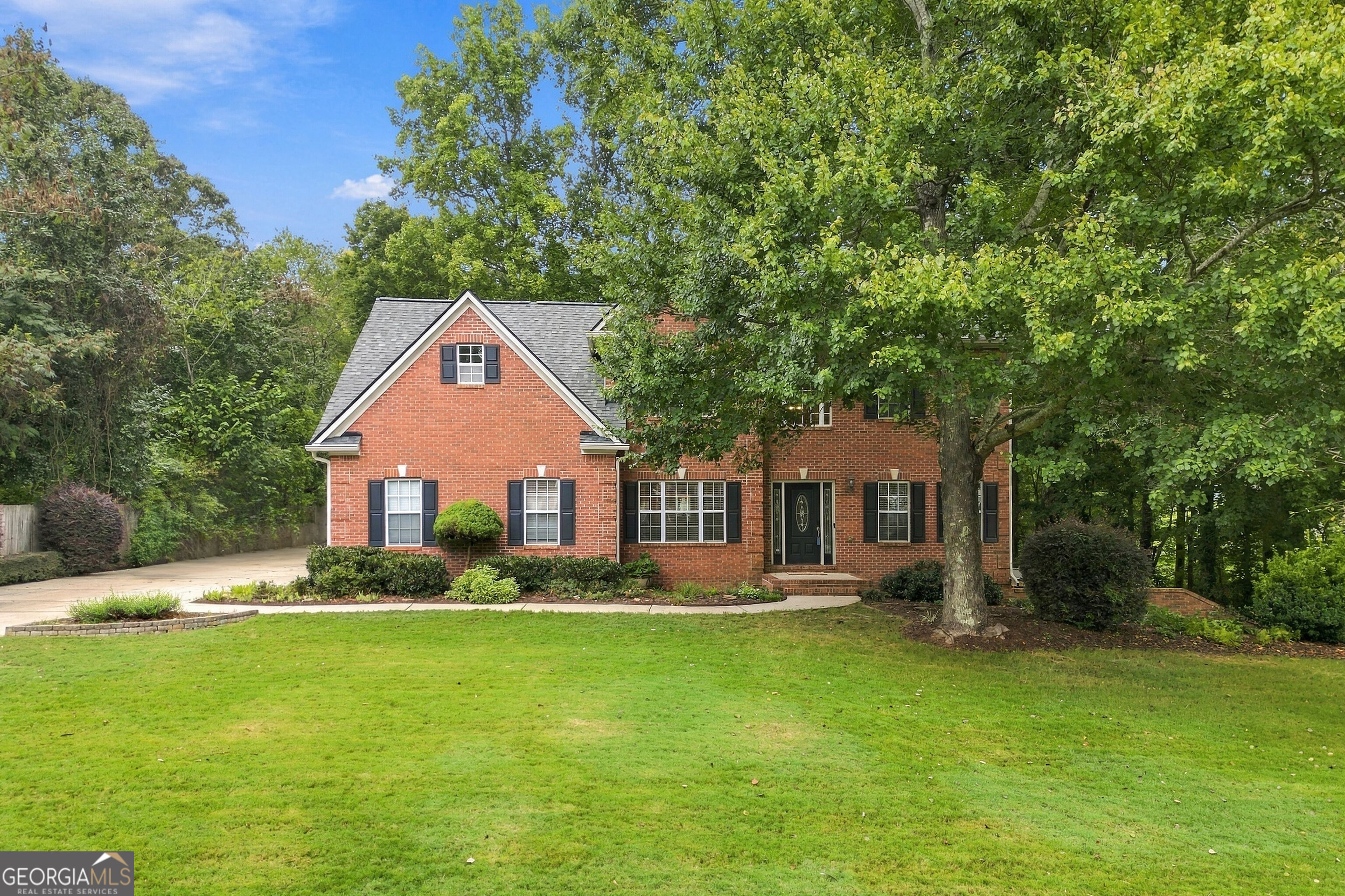 1343 Windsor Glen Drive Property Photo 1