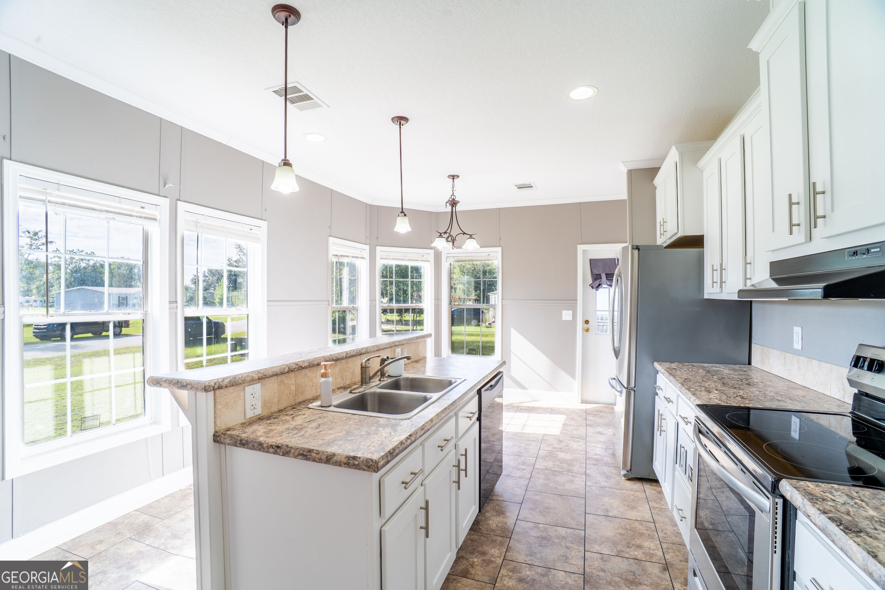 4728 Otter Creek Circle Property Photo 8
