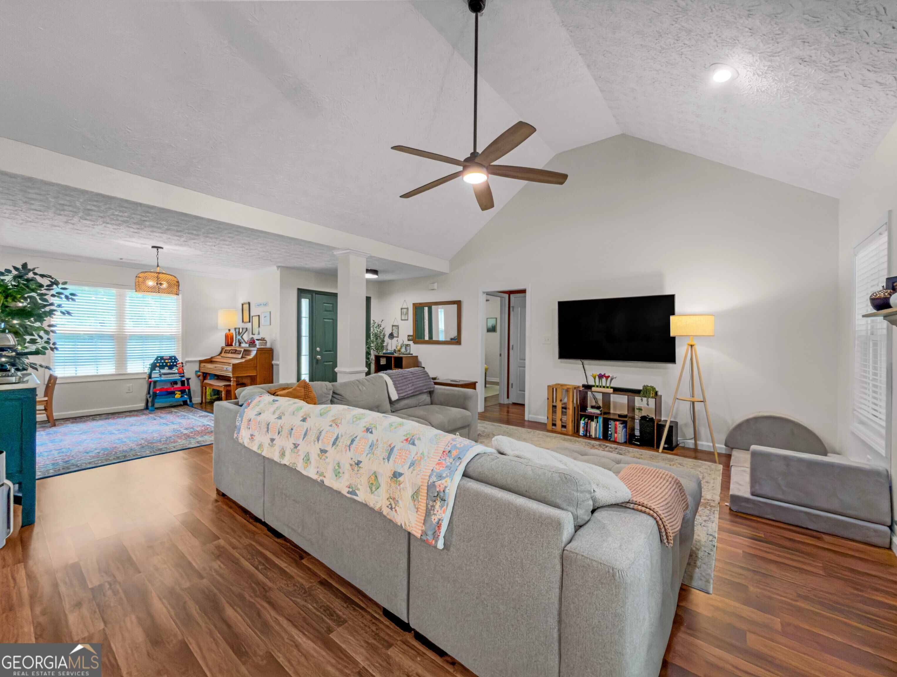 131 Mill Pond Court Property Photo 8