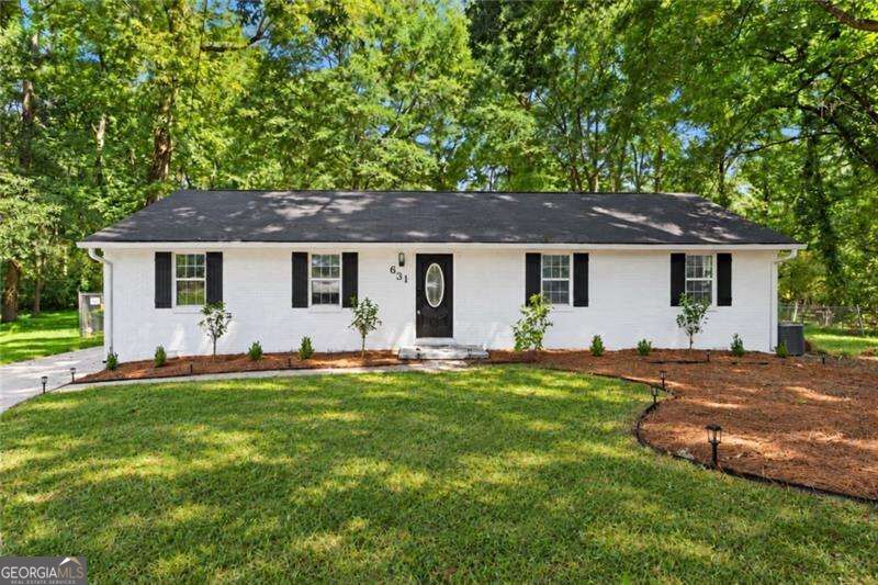 631 Pasadena Court Property Photo 2