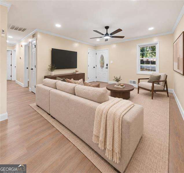 631 Pasadena Court Property Photo 5