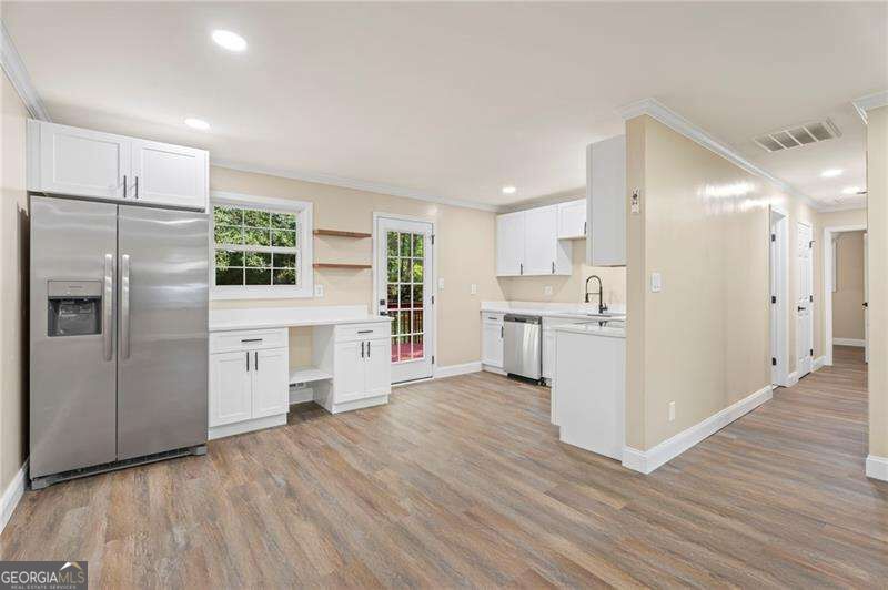 631 Pasadena Court Property Photo 18