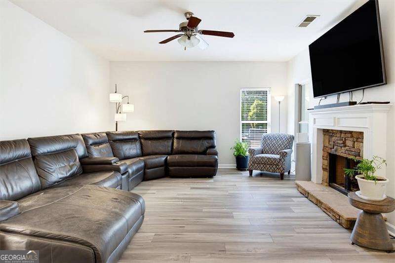 5105 Olive Branch Circle Property Photo 10