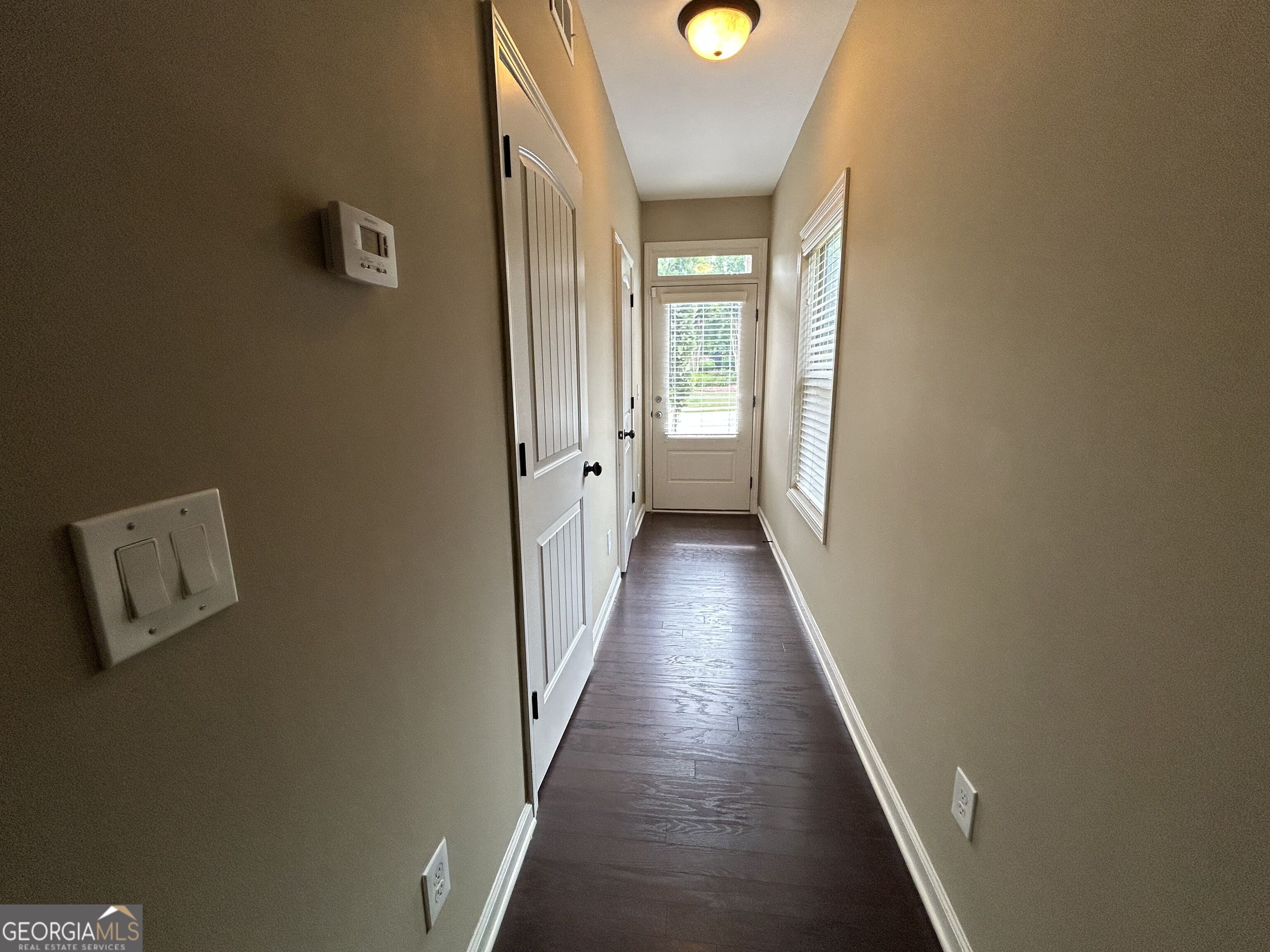 607 Summit Point Property Photo 8