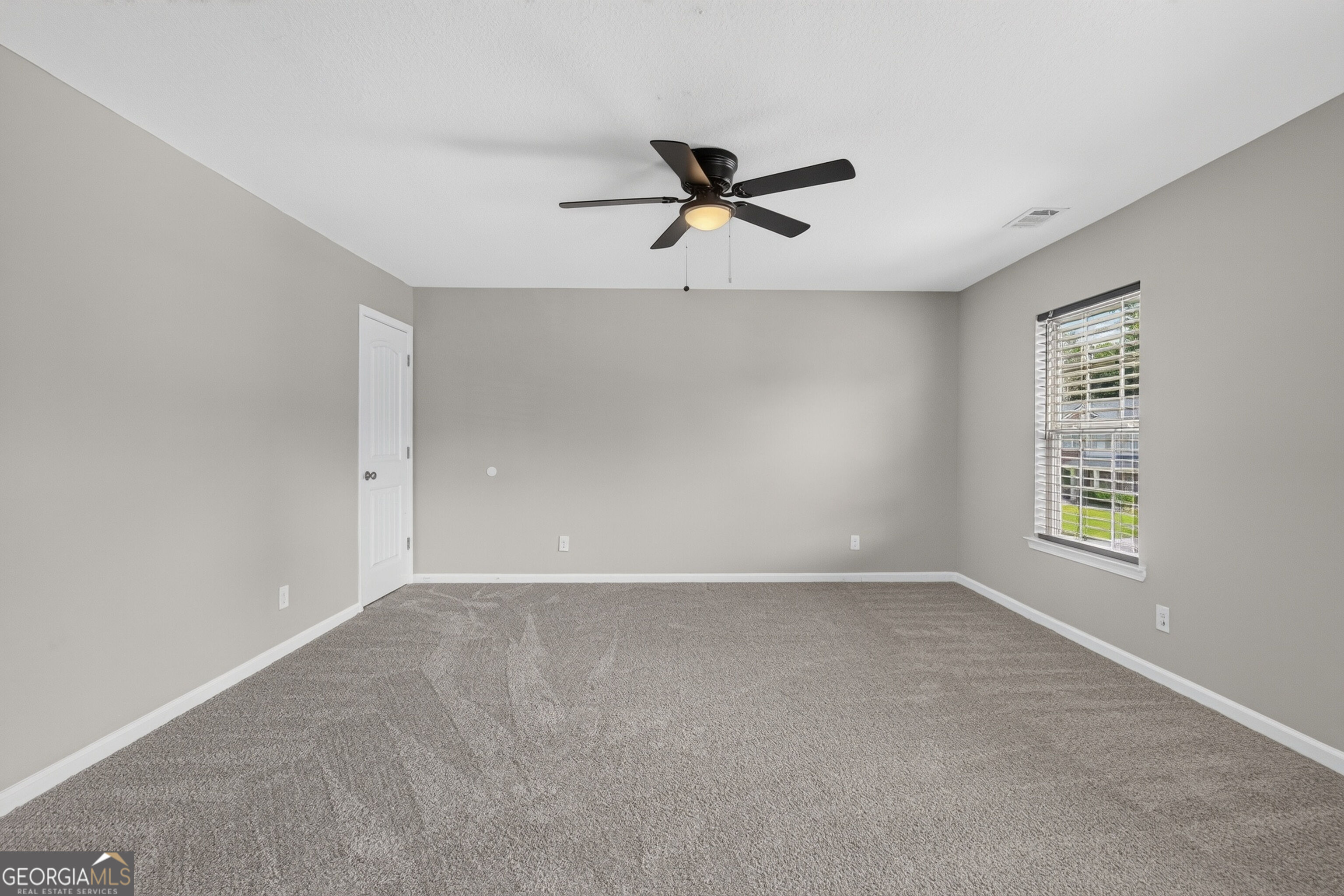 37 Litchfield Drive Property Photo 27