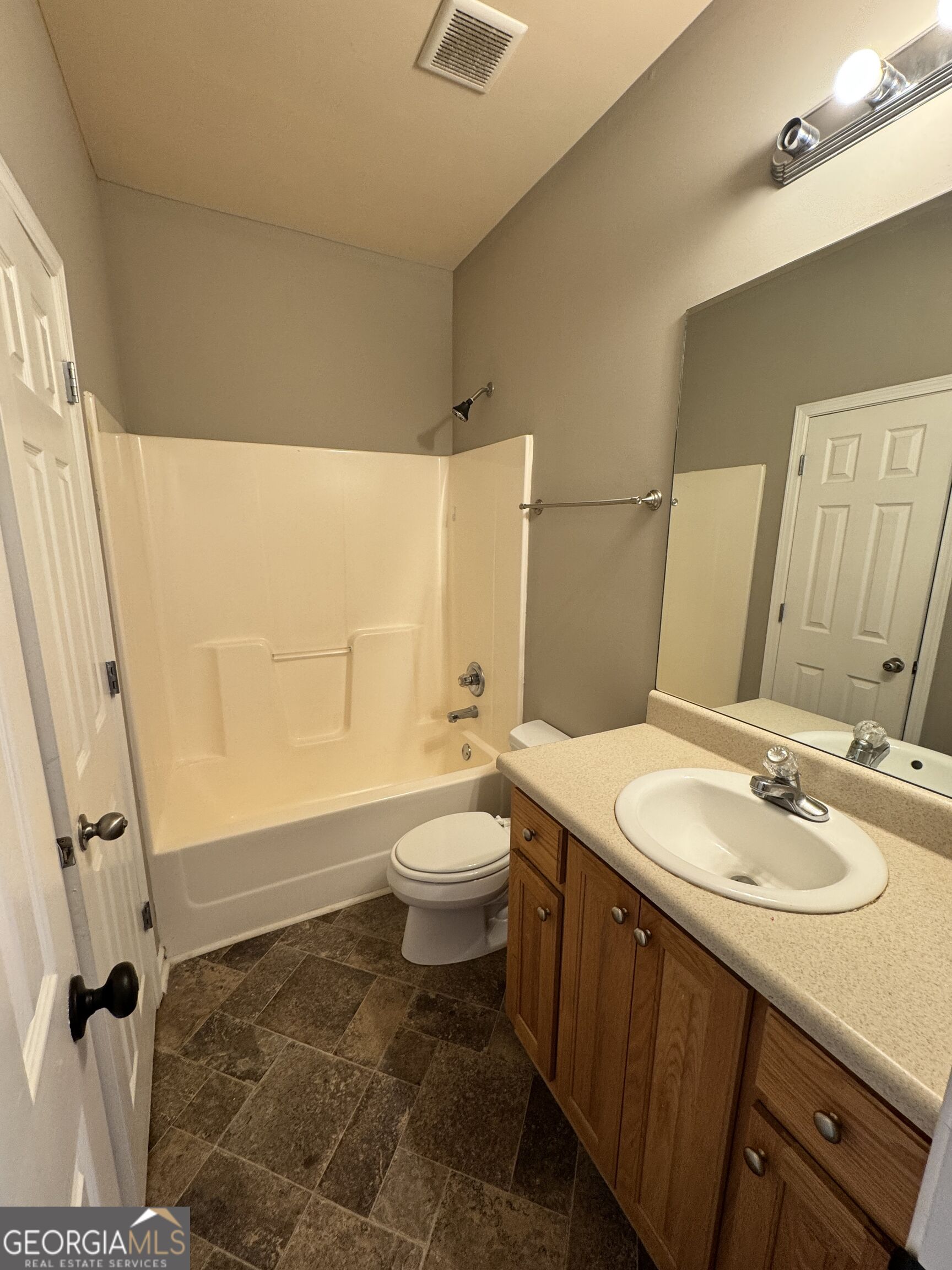 376 Pointe Circle Bl 3 Property Photo 19