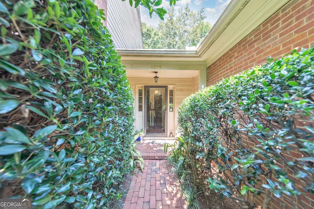 1269 Whitlock Ridge Drive Sw Property Photo 2
