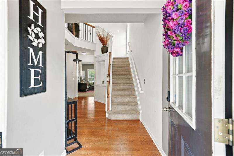 620 Oleander Way Property Photo 4
