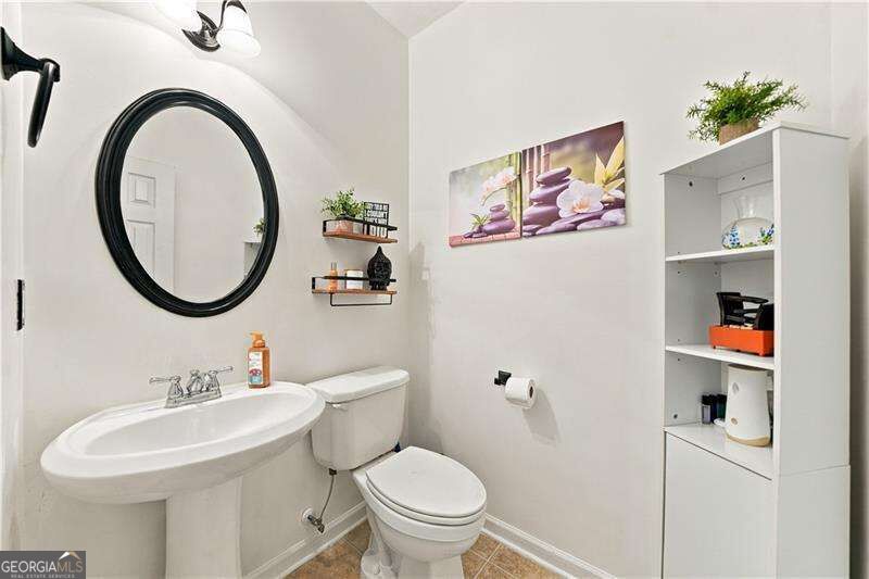 620 Oleander Way Property Photo 8