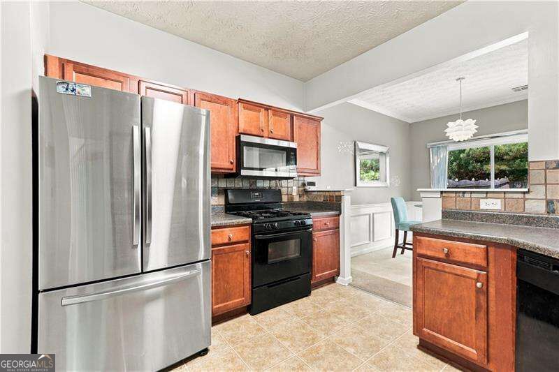 620 Oleander Way Property Photo 11