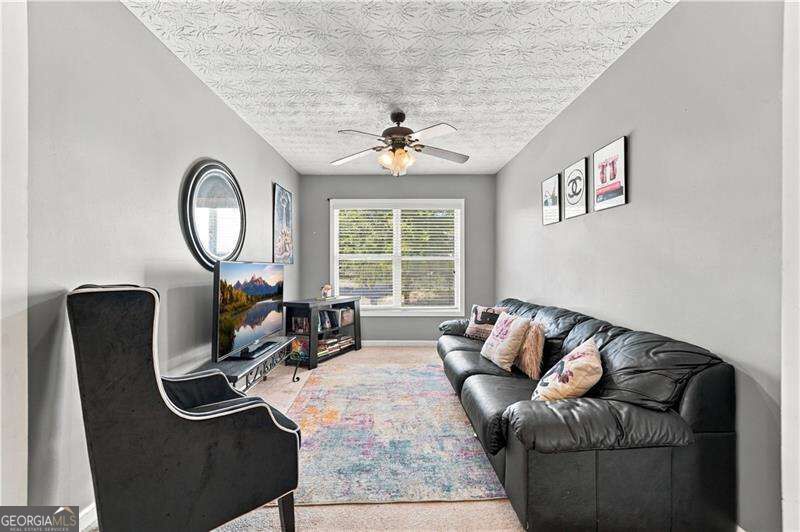 620 Oleander Way Property Photo 25