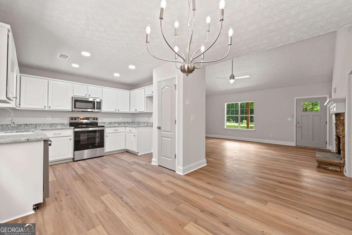 247 Pebble Creek Drive Property Photo 10