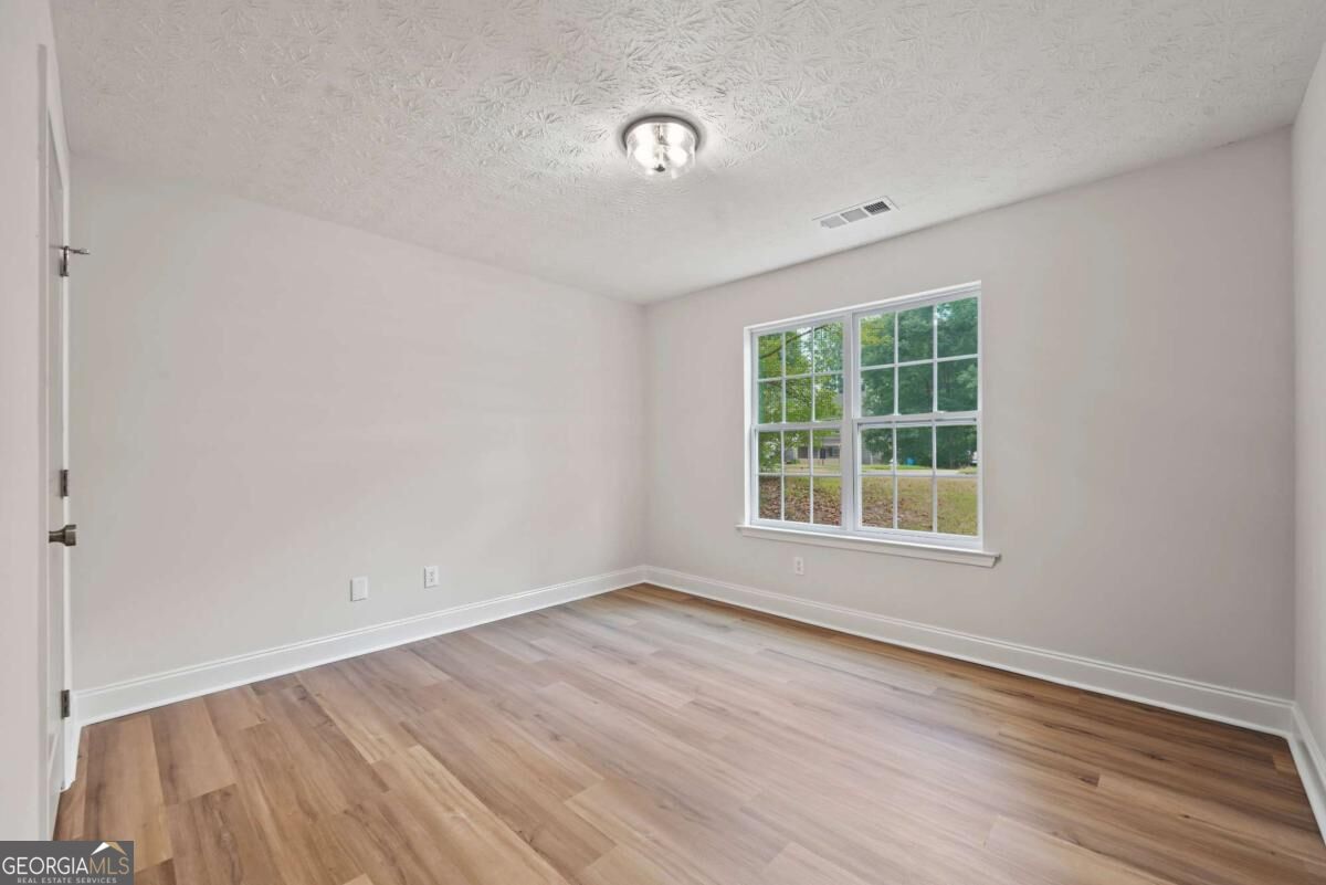 247 Pebble Creek Drive Property Photo 16