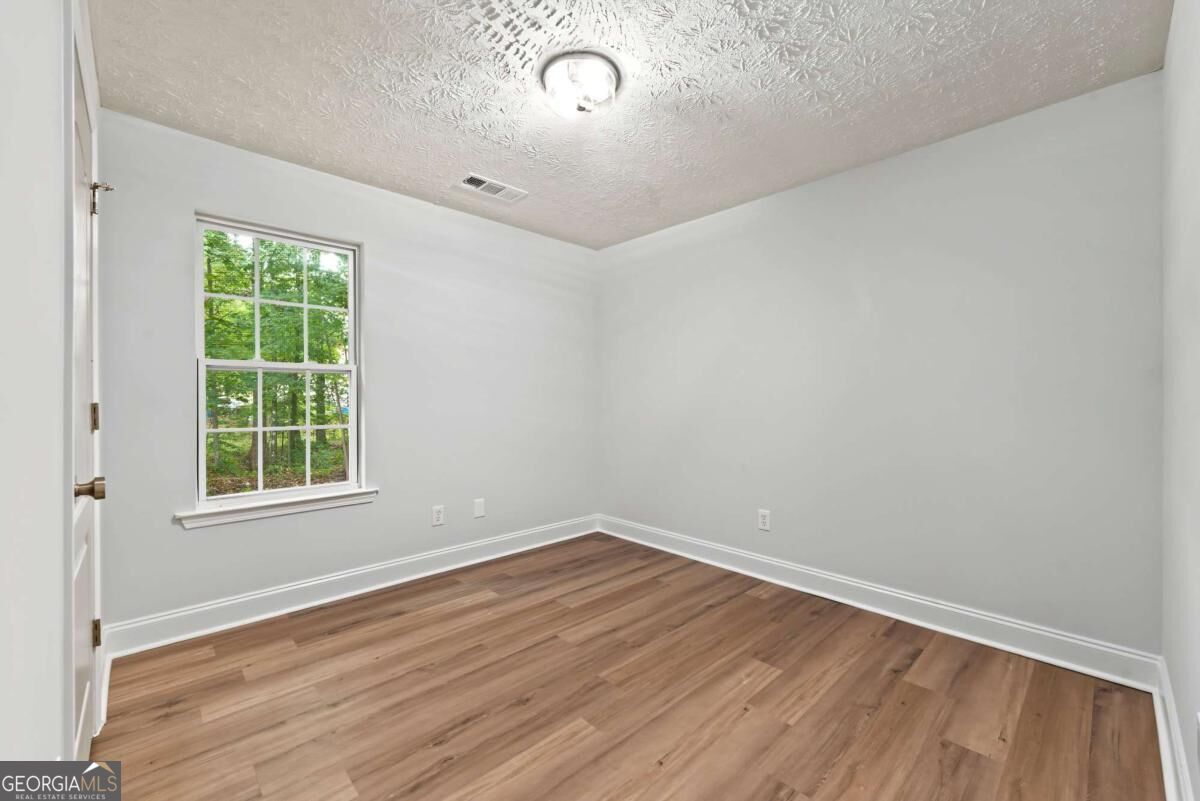 247 Pebble Creek Drive Property Photo 18