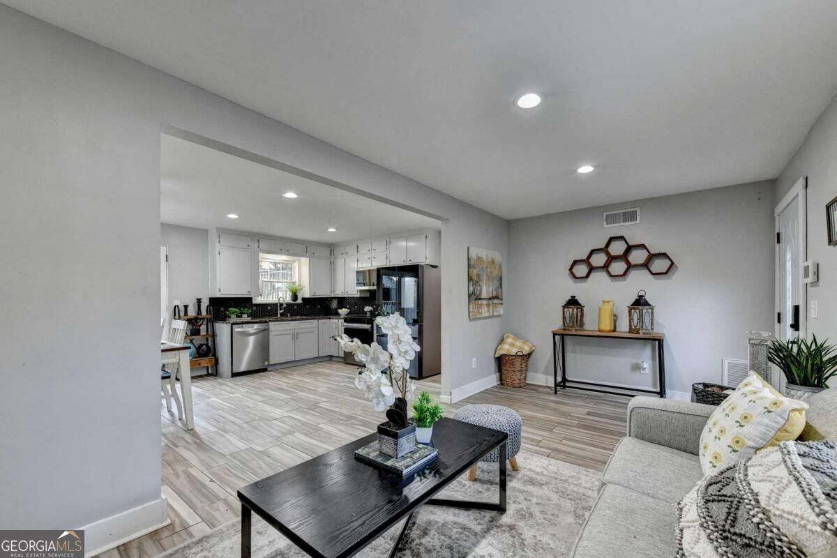 4391 Bryant Drive Sw Property Photo 11