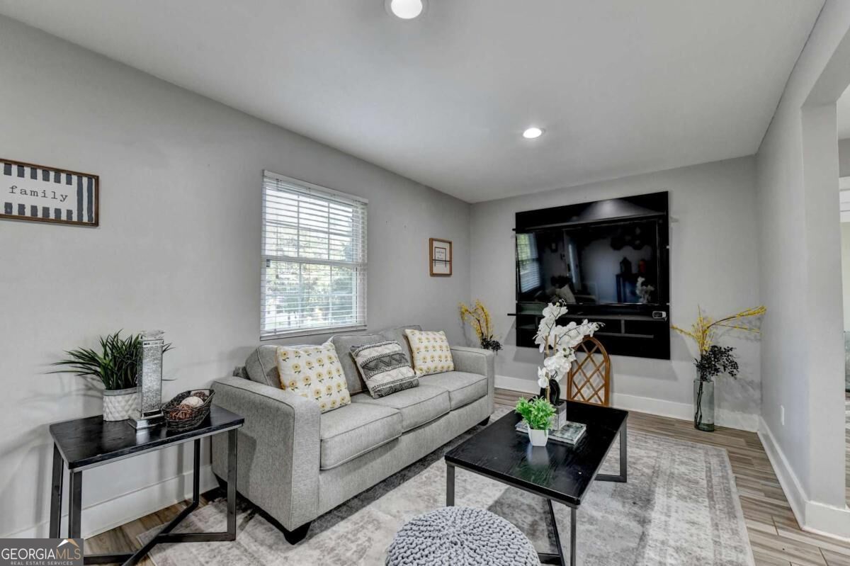 4391 Bryant Drive Sw Property Photo 12