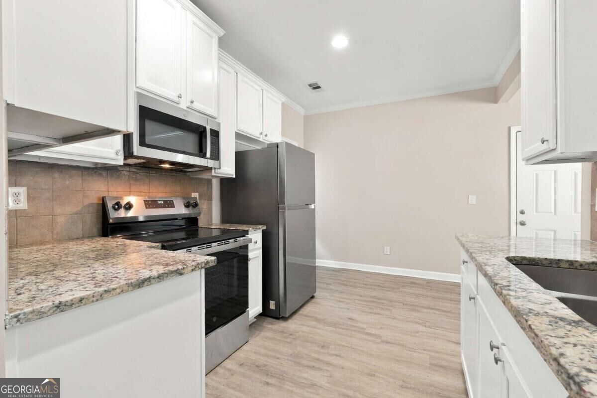 84 Holly Road Nw Property Photo 4