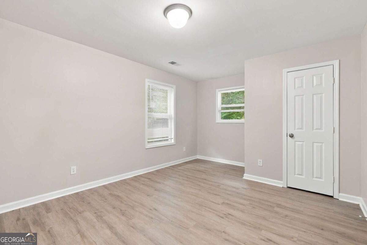 84 Holly Road Nw Property Photo 9