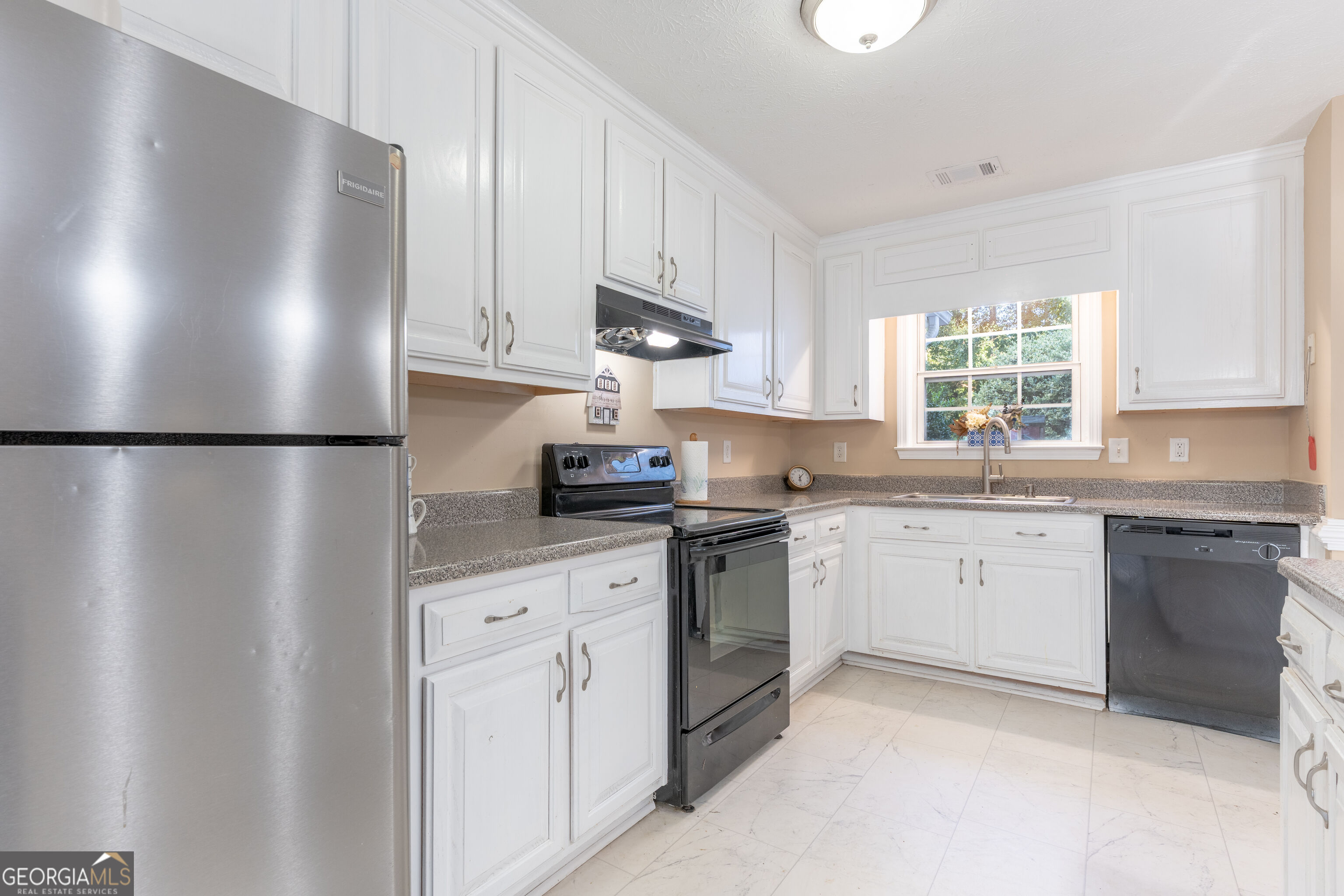 3040 S Ola Road Property Photo 10