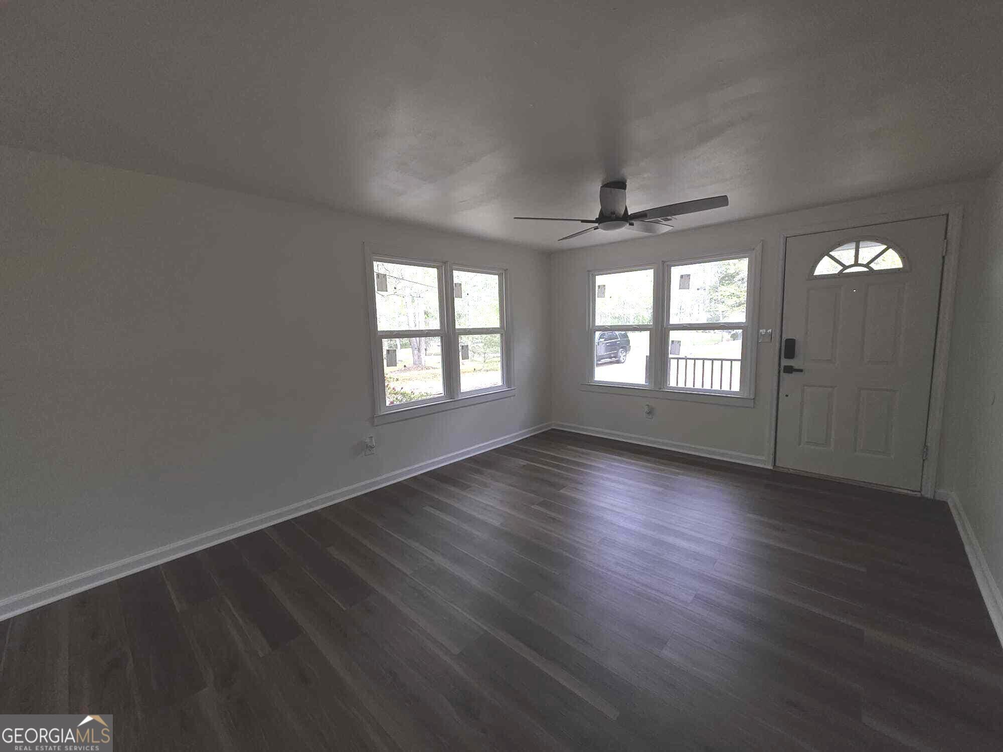15 Dixie Drive Property Photo 2