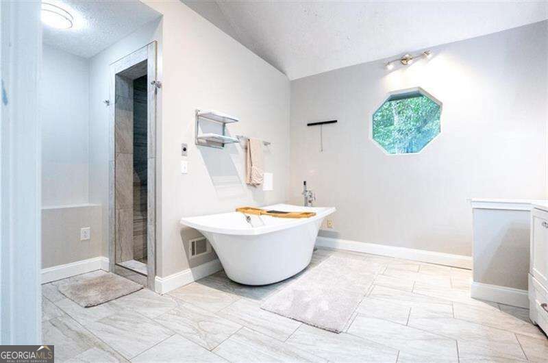2749 Fieldstone Drive Se Property Photo 13