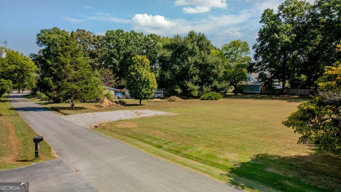 492 Oakwood Terrace Property Photo 4