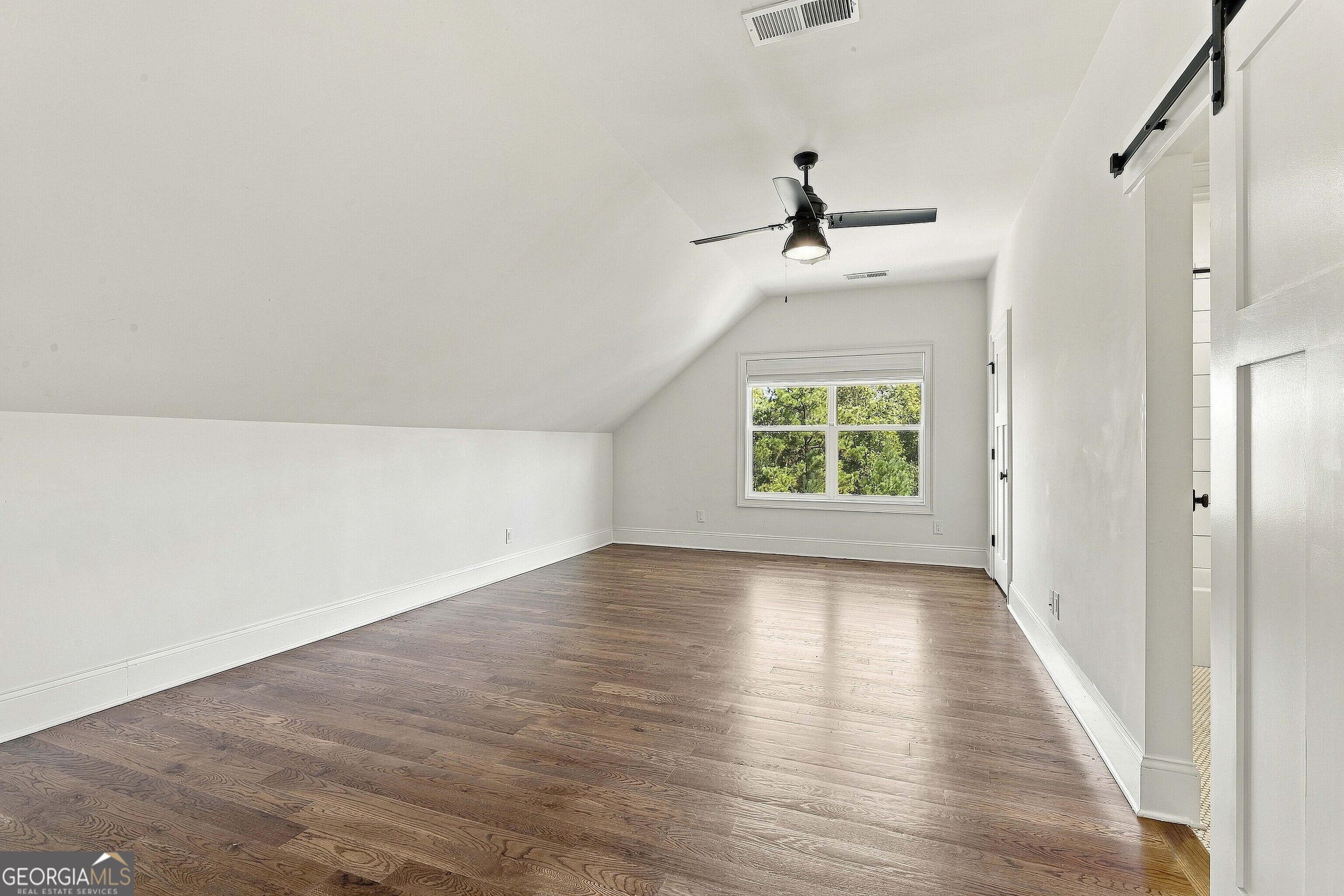 25 Paragon Point Property Photo 59