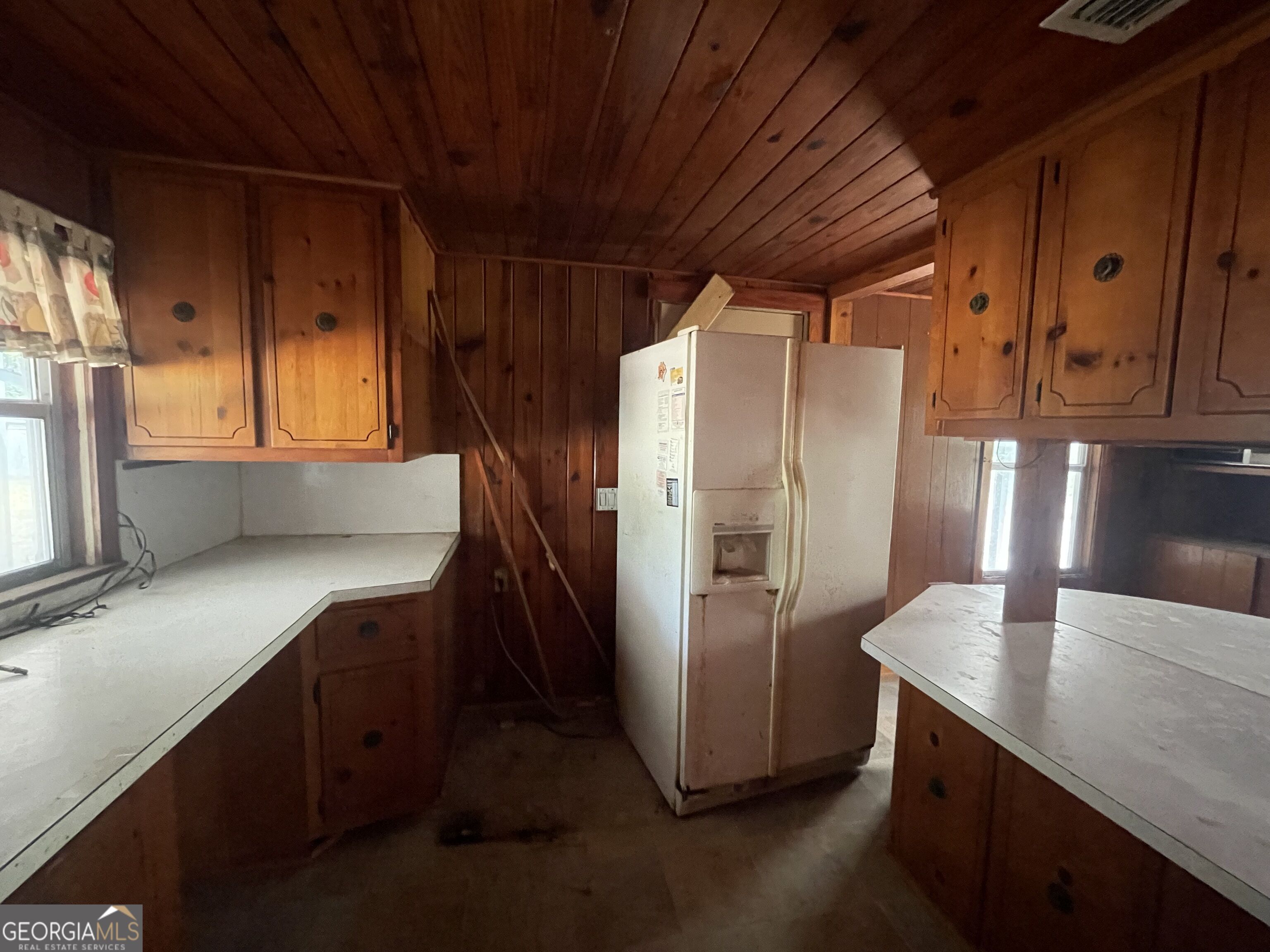 140 N Boyce Street Property Photo 5