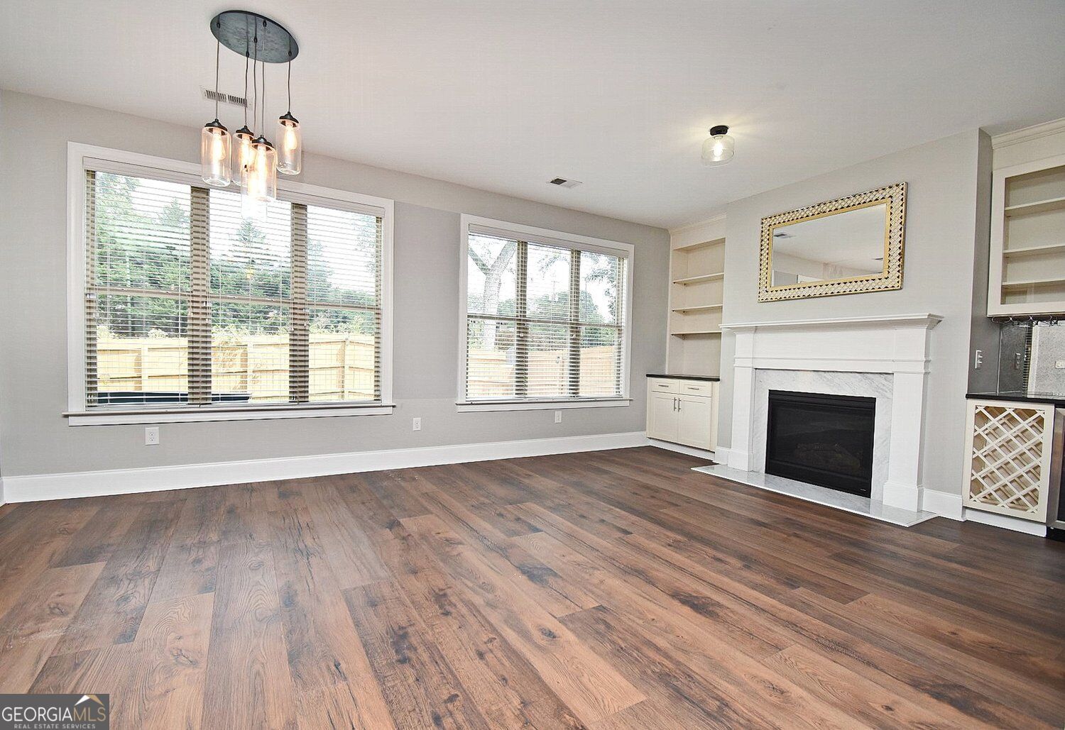 2625 Hickory Hill Drive Se Property Photo 14