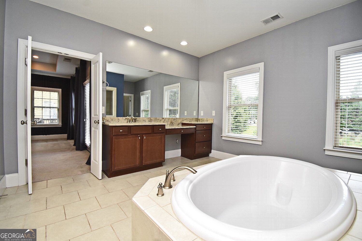 2625 Hickory Hill Drive Se Property Photo 23