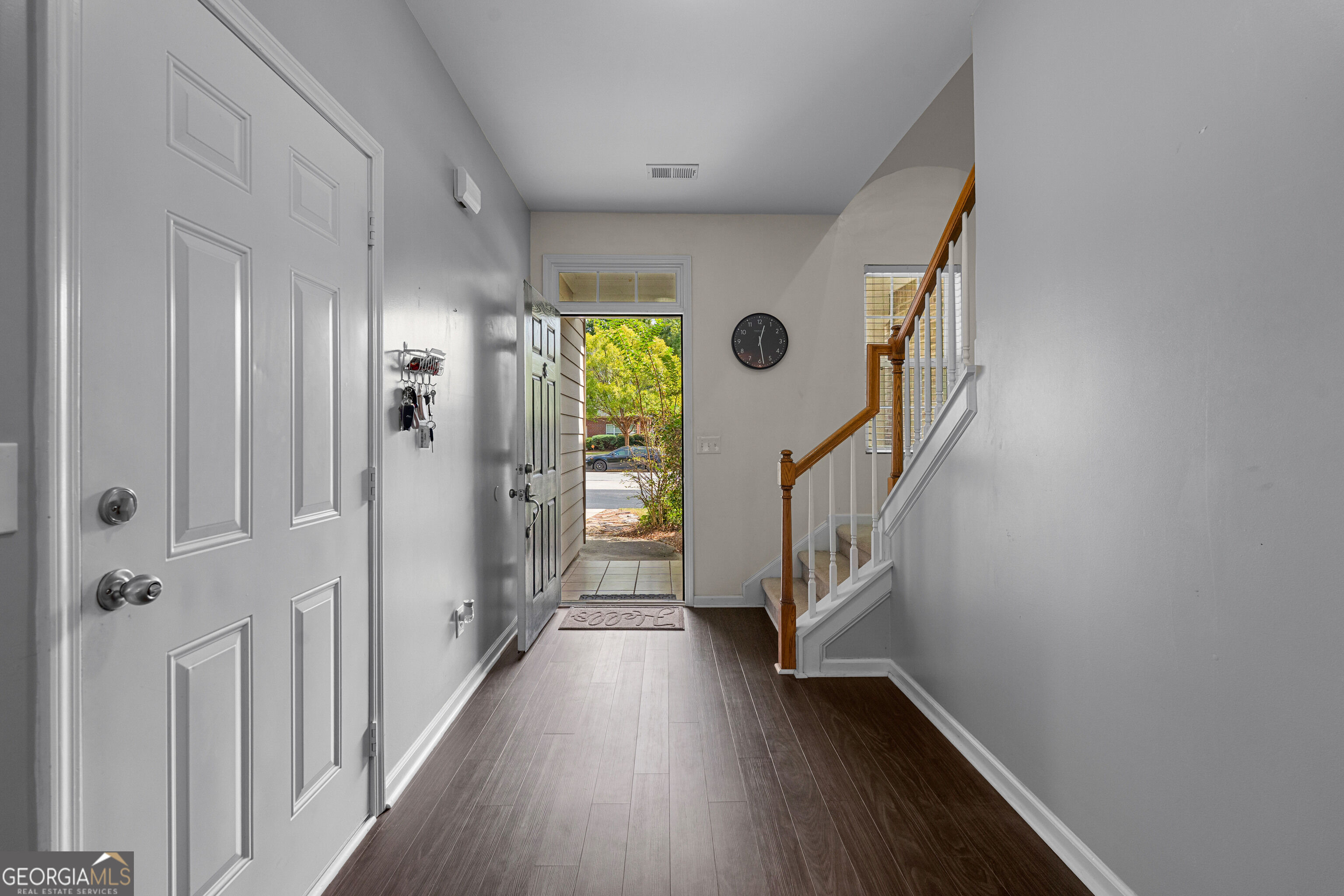 143 Granite Way Property Photo 4