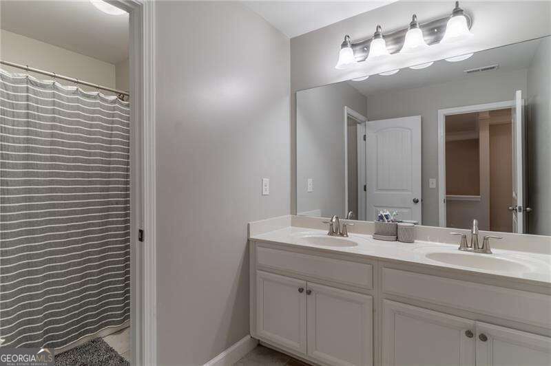 301 Cochin Drive Property Photo 27