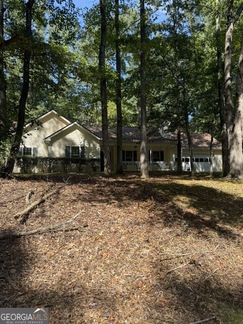255 Lakeside Drive Property Photo 3