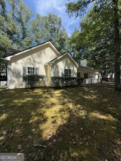 255 Lakeside Drive Property Photo 4