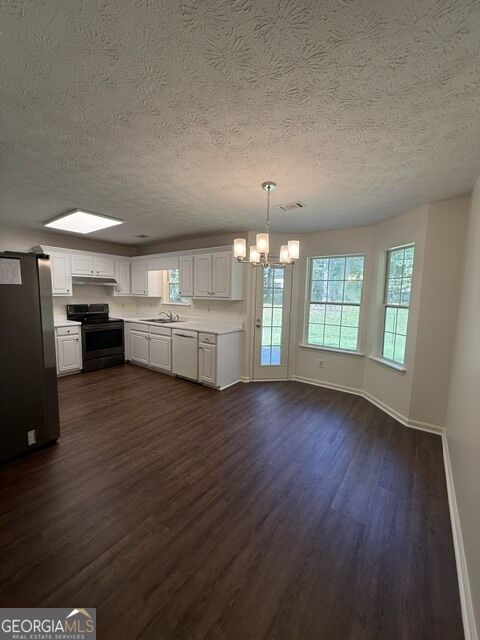 255 Lakeside Drive Property Photo 13