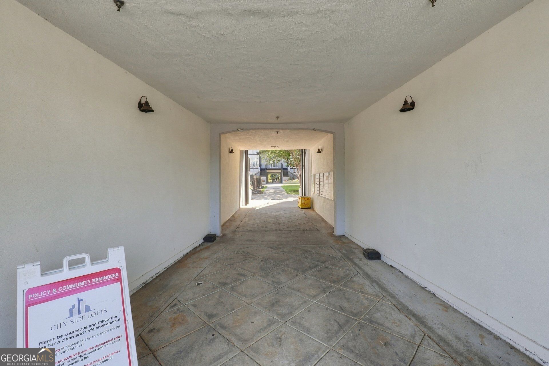 502 Pryor Street Sw # 302 Property Photo 22
