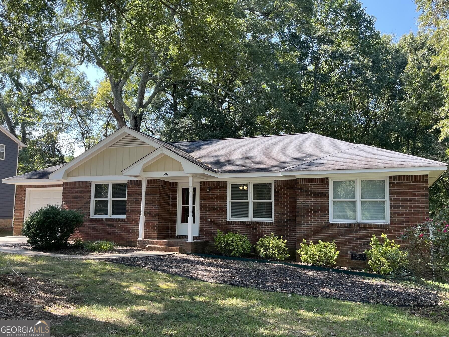 502 Chestnut Lane Property Photo 1