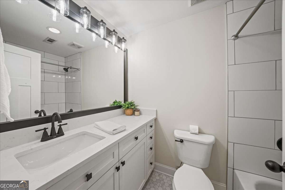 951 Glenwood Avenue Se # 2707 Property Photo 16