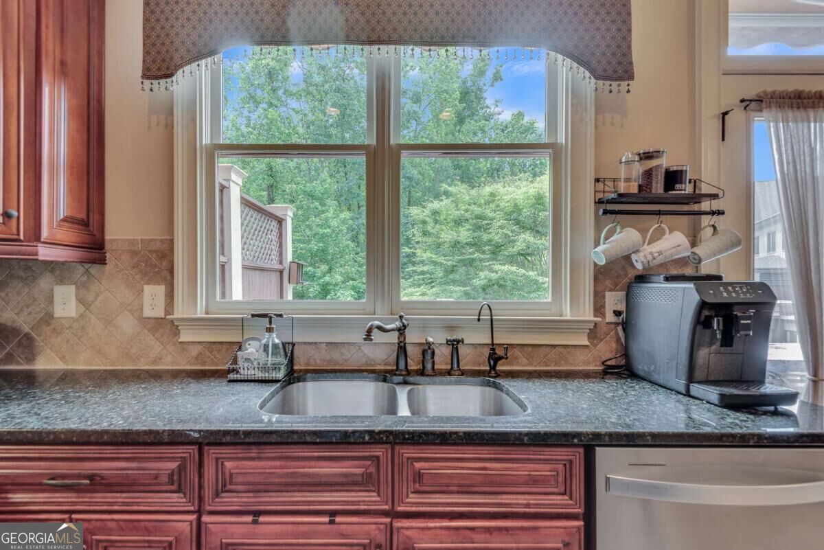 141 Staddlebridge Avenue Property Photo 25