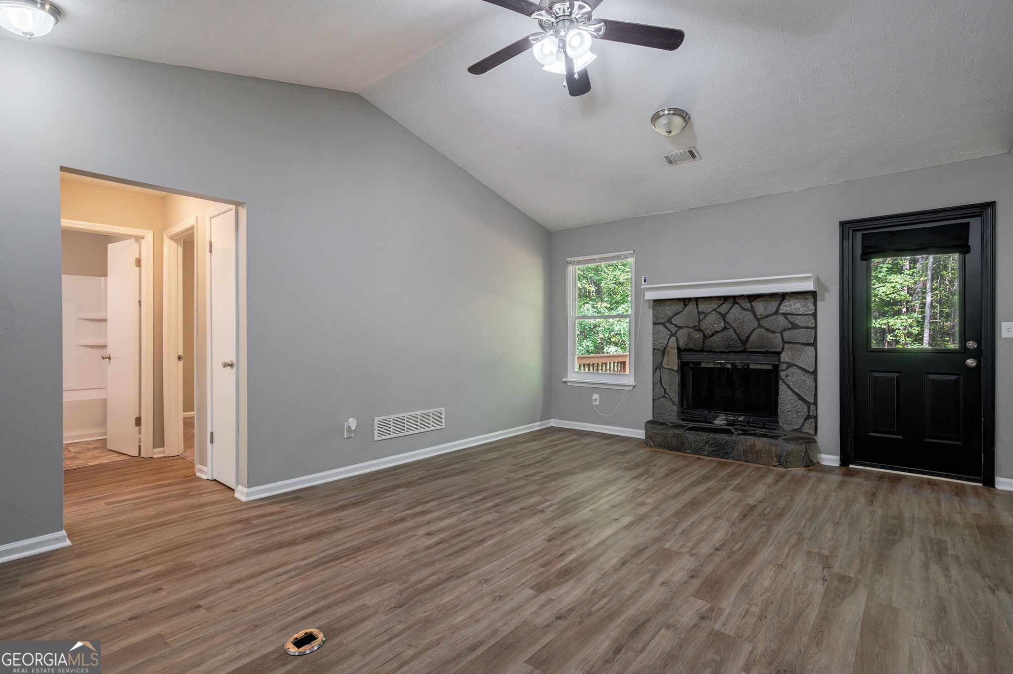 233 Buckhorn Drive Property Photo 3