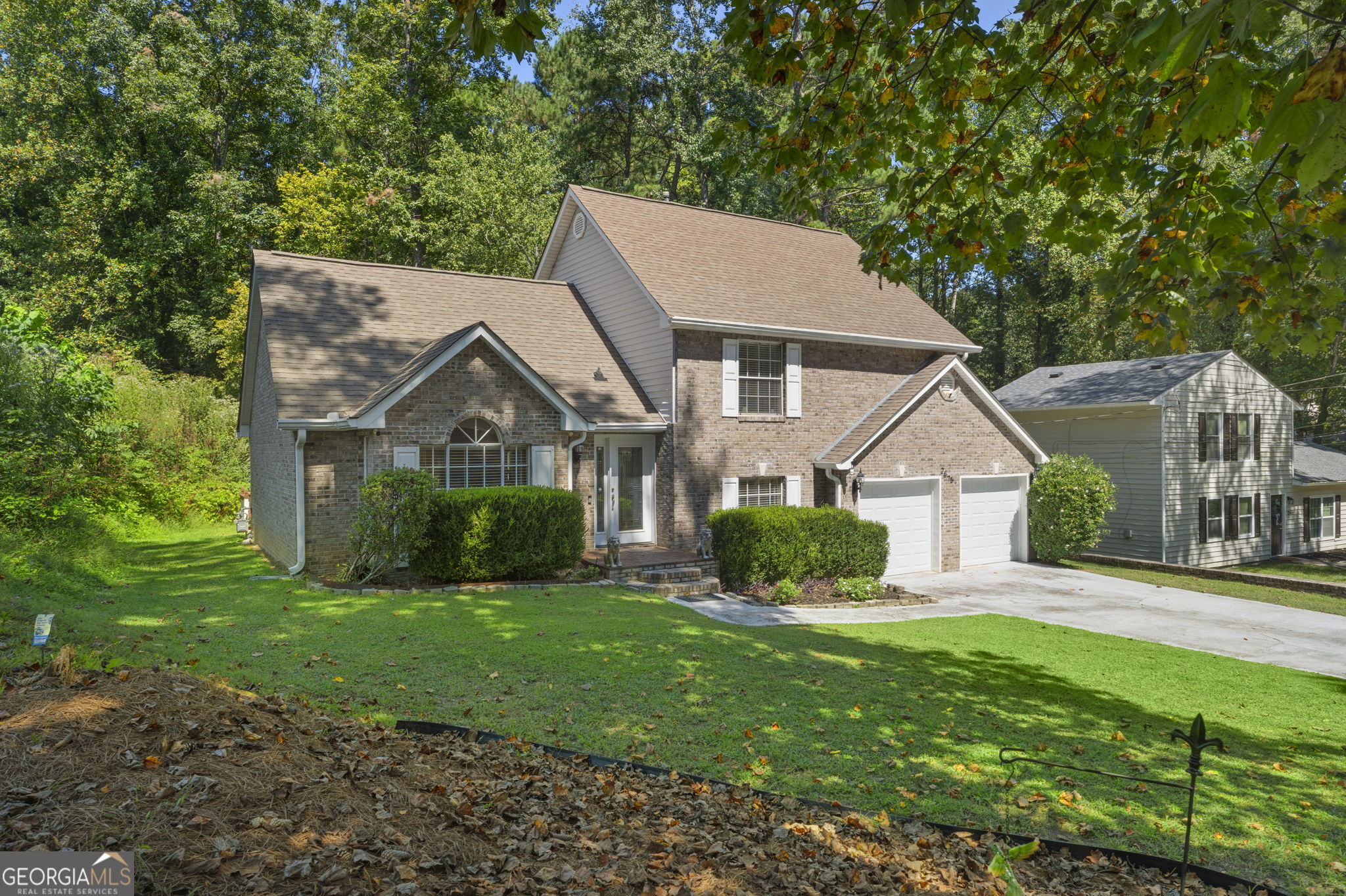 2575 Ravencliff Road Property Photo 4