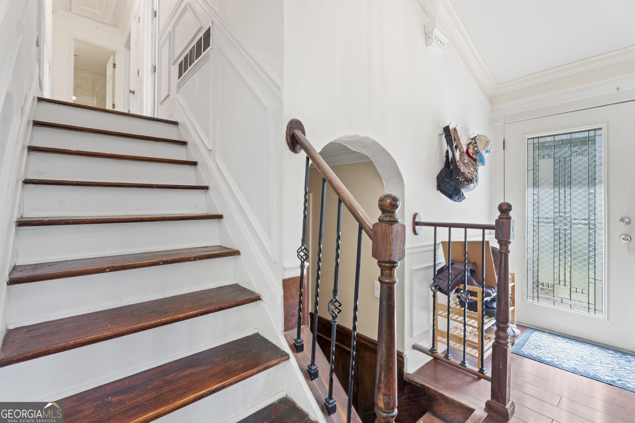 2575 Ravencliff Road Property Photo 6