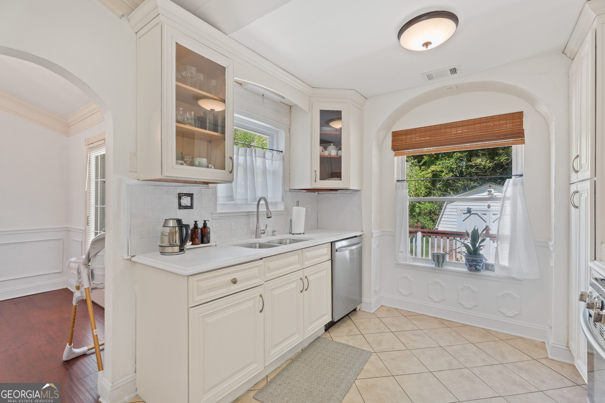 2575 Ravencliff Road Property Photo 16