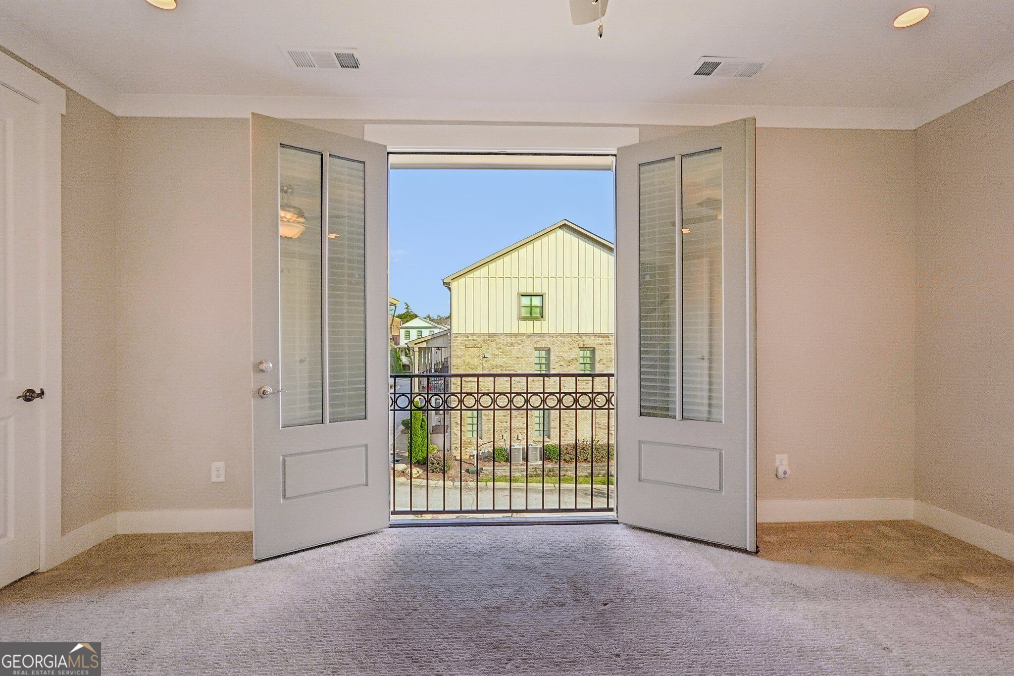 6075 Webster Circle Property Photo 17